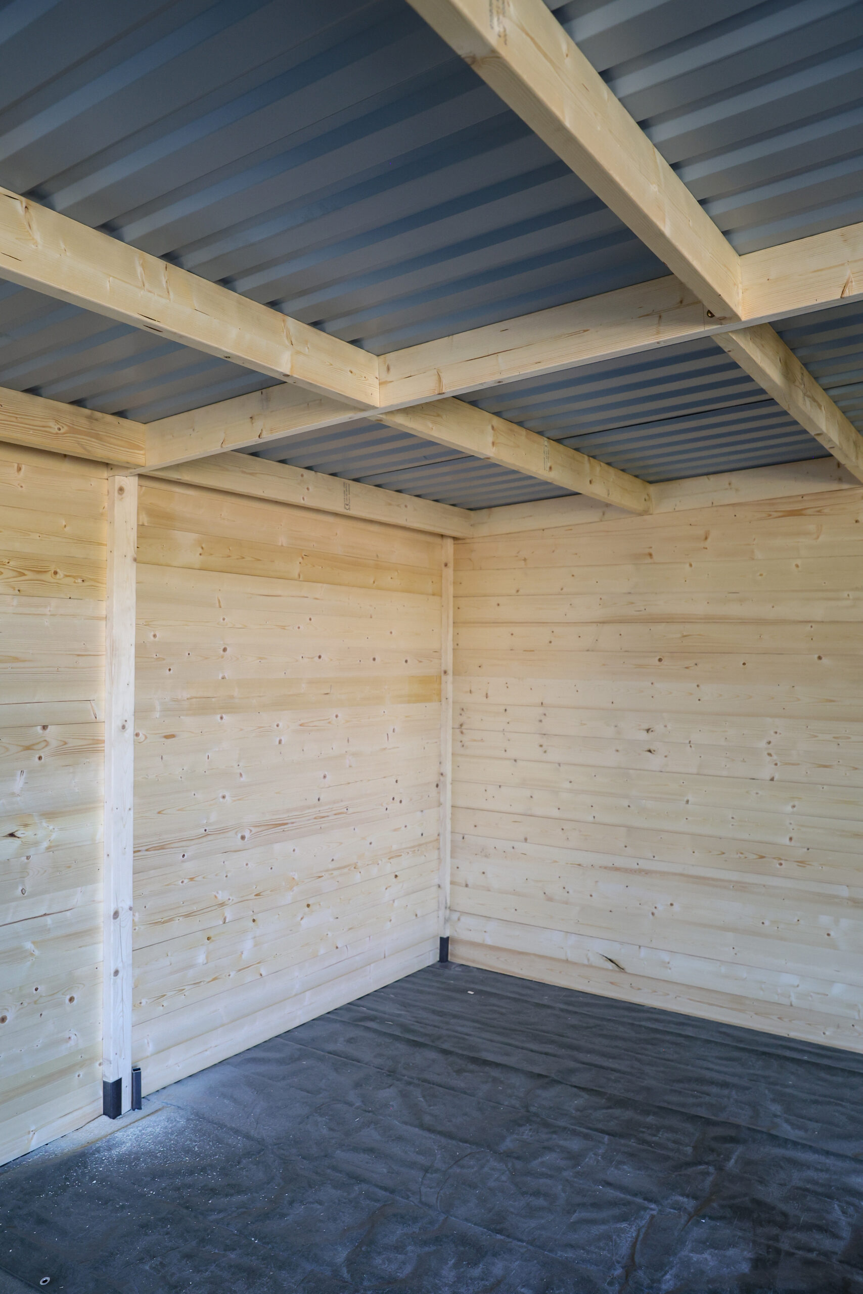 Abri cheval 3x6m libre service — distribution de fourrage – Image 2